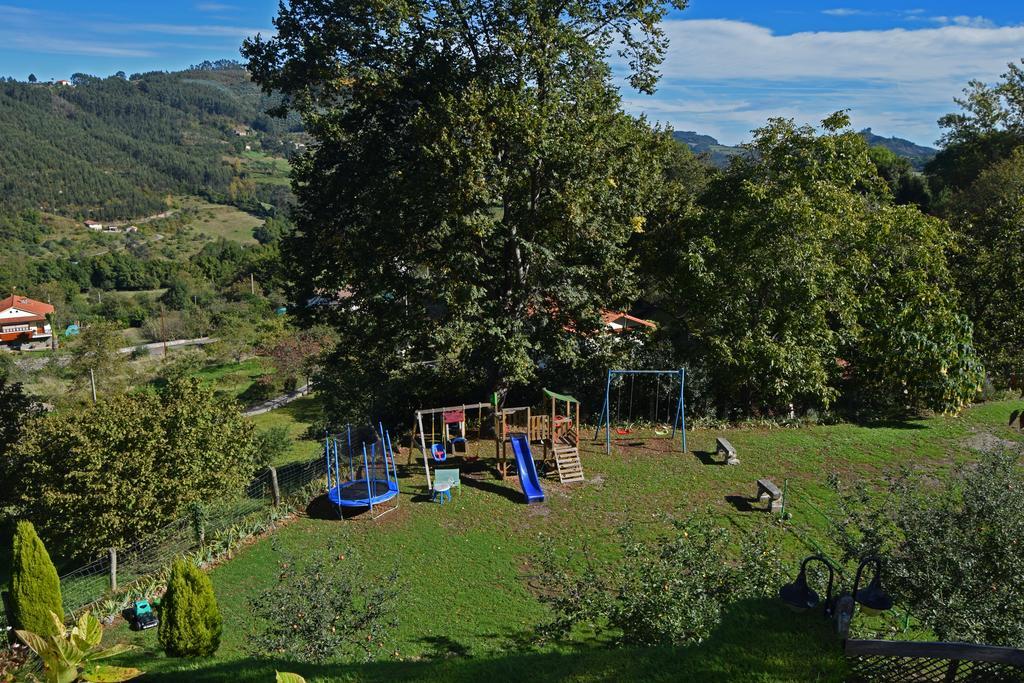 Trisqueles Y Buganvillas Villaviciosa (Asturias) Exterior foto