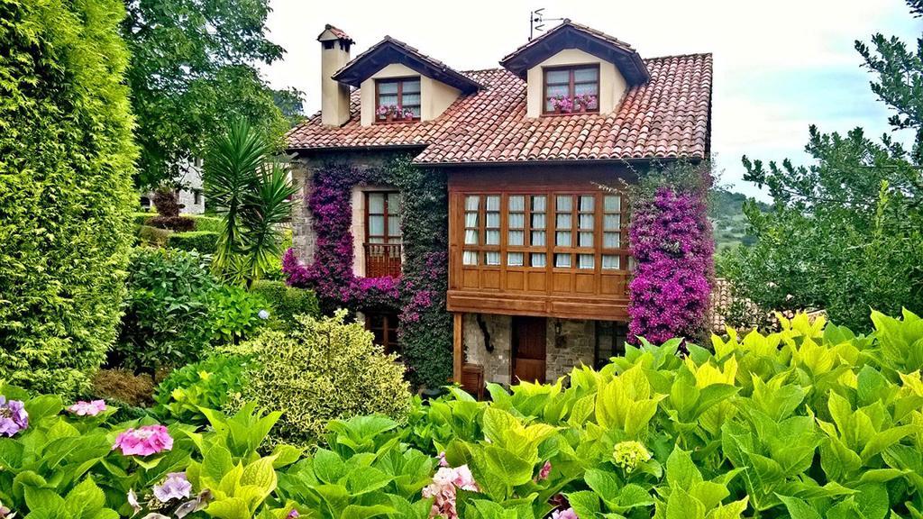 Trisqueles Y Buganvillas Villaviciosa (Asturias) Exterior foto